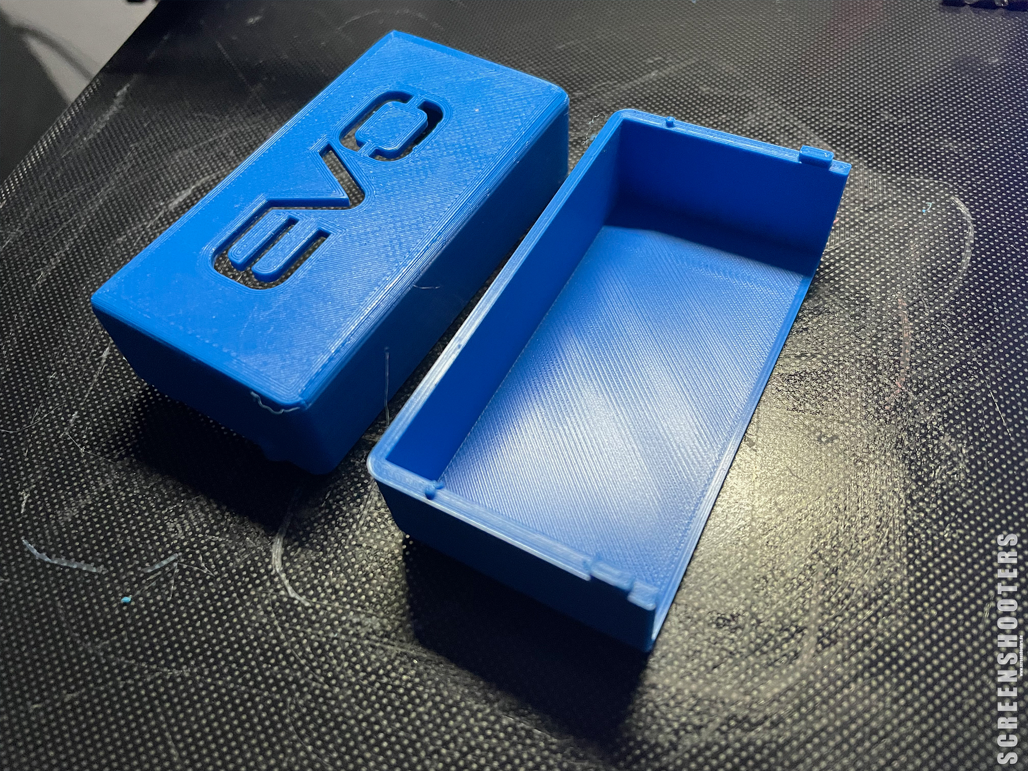 C64-200_BluePeal_05.jpg